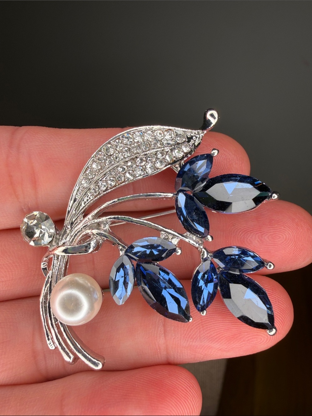 Silver-Tone Blue Crystal Leaf Brooch with Pearl Accent